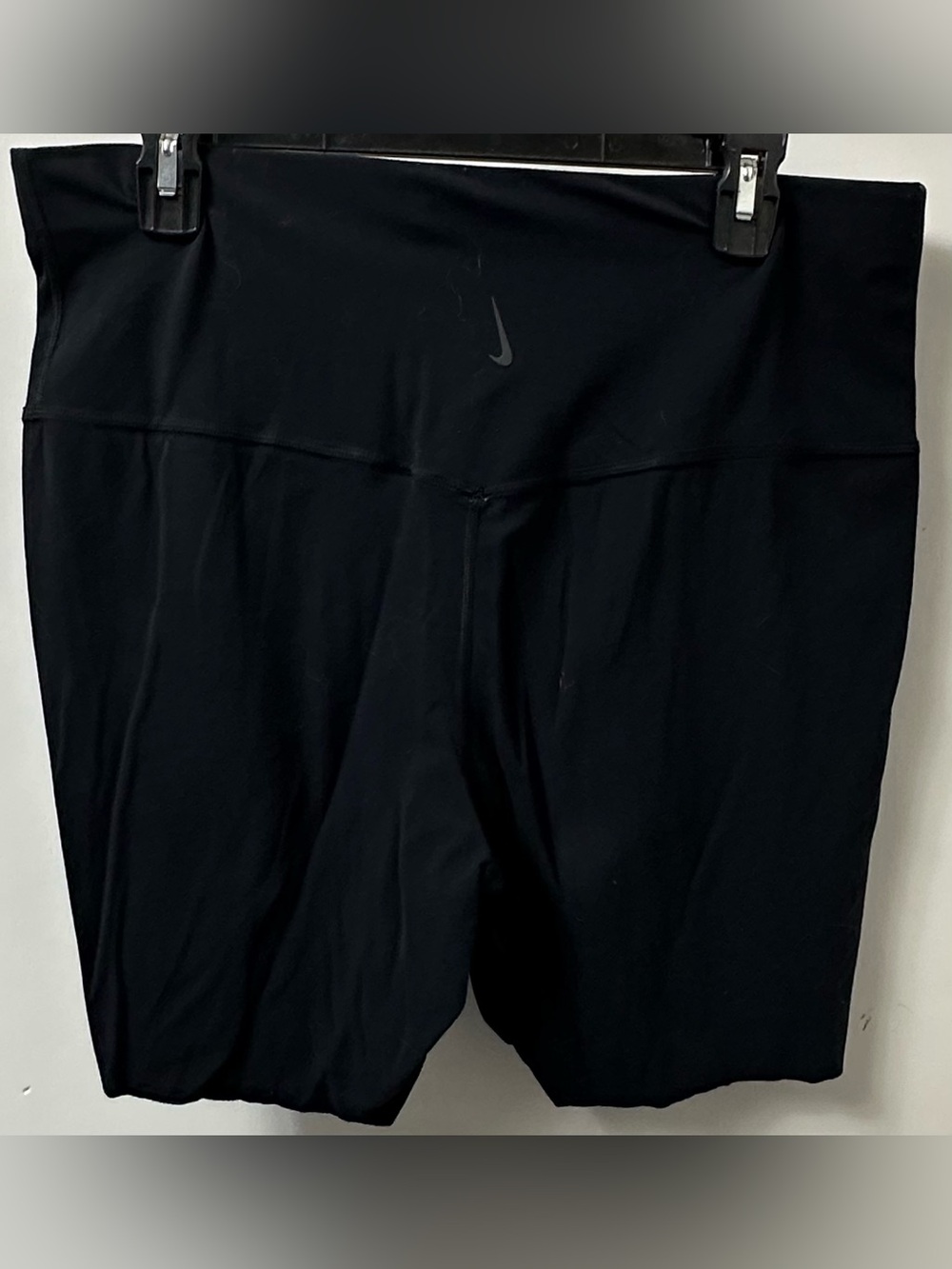 Nike Women’s Black Mid-Rise Bike Shorts